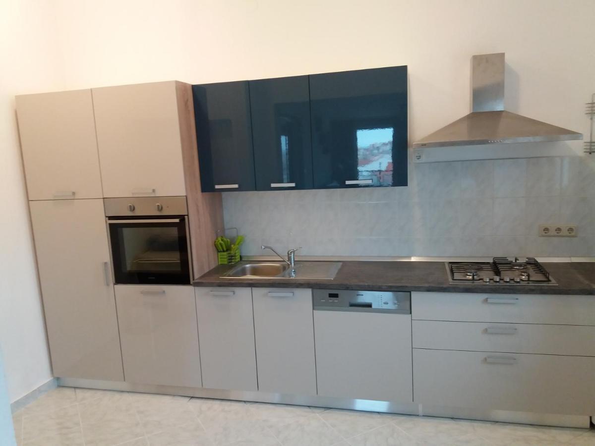 Apartment Viktoria Primošten المظهر الخارجي الصورة