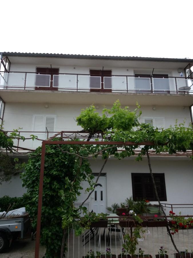 Apartment Viktoria Primošten المظهر الخارجي الصورة